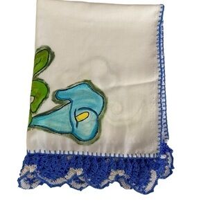 Hand embroidery 🪡 🧵 to wrap tortillas